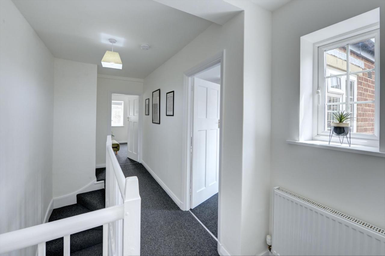 Apartment Brewery Loft - 3 Bedroom Bright Spacious In The Centre Of Town, Wifi, Netflix Cirencester