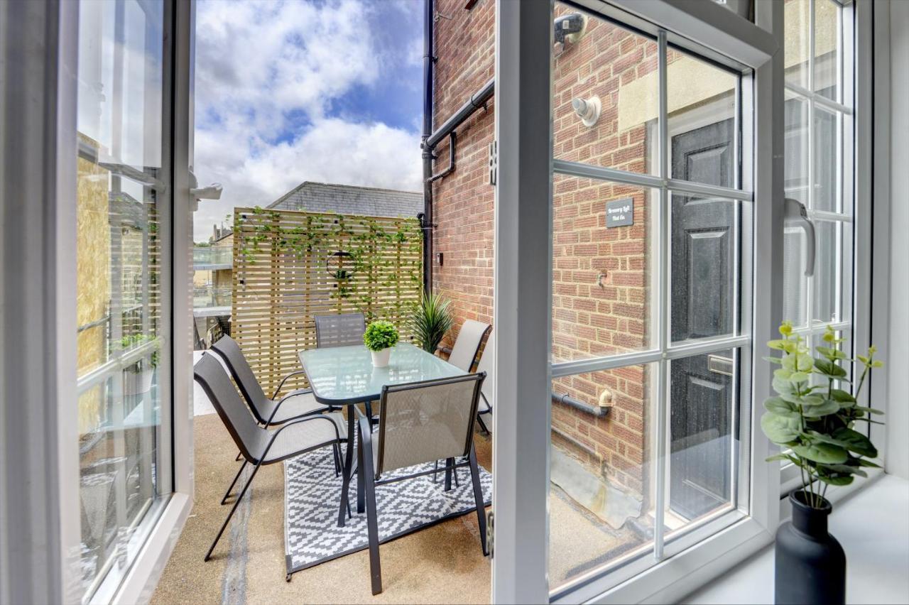 Brewery Loft - 3 Bedroom Bright Spacious In The Centre Of Town, Wifi, Netflix * Cirencester