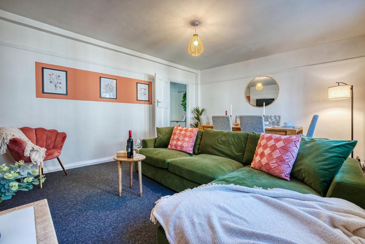 Brewery Loft - 3 Bedroom Bright Spacious In The Centre Of Town, Wifi, Netflix Apartment *