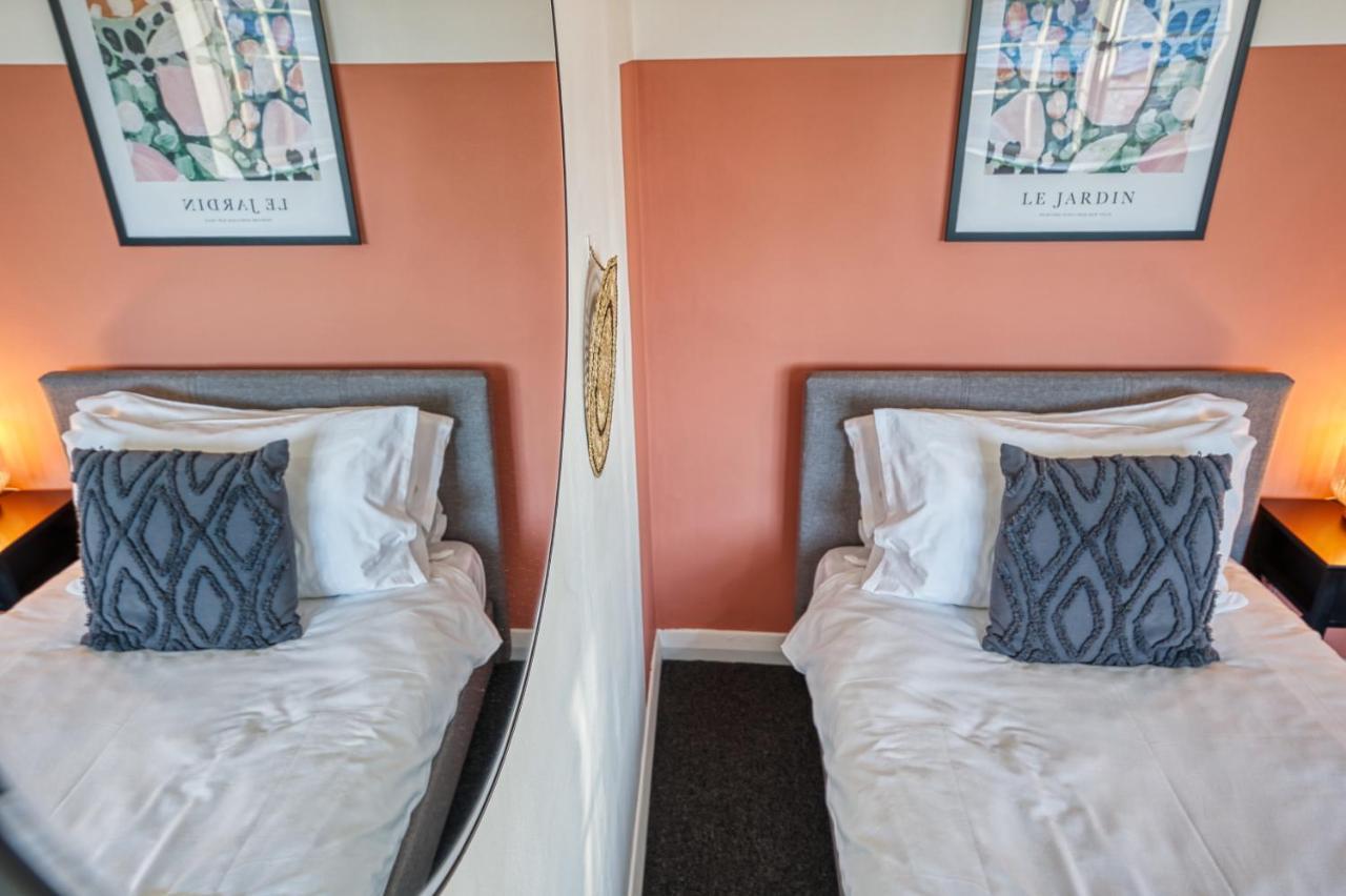 Brewery Loft - 3 Bedroom Bright Spacious In The Centre Of Town, Wifi, Netflix